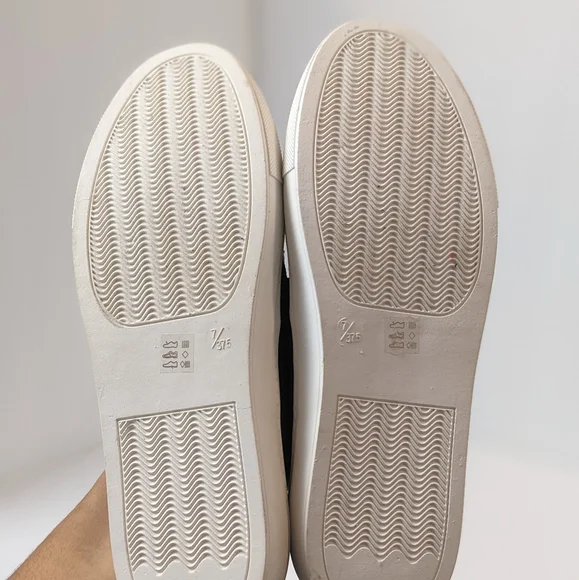 NWOT Dirty laundry velvet slides - Picture 14 of 16